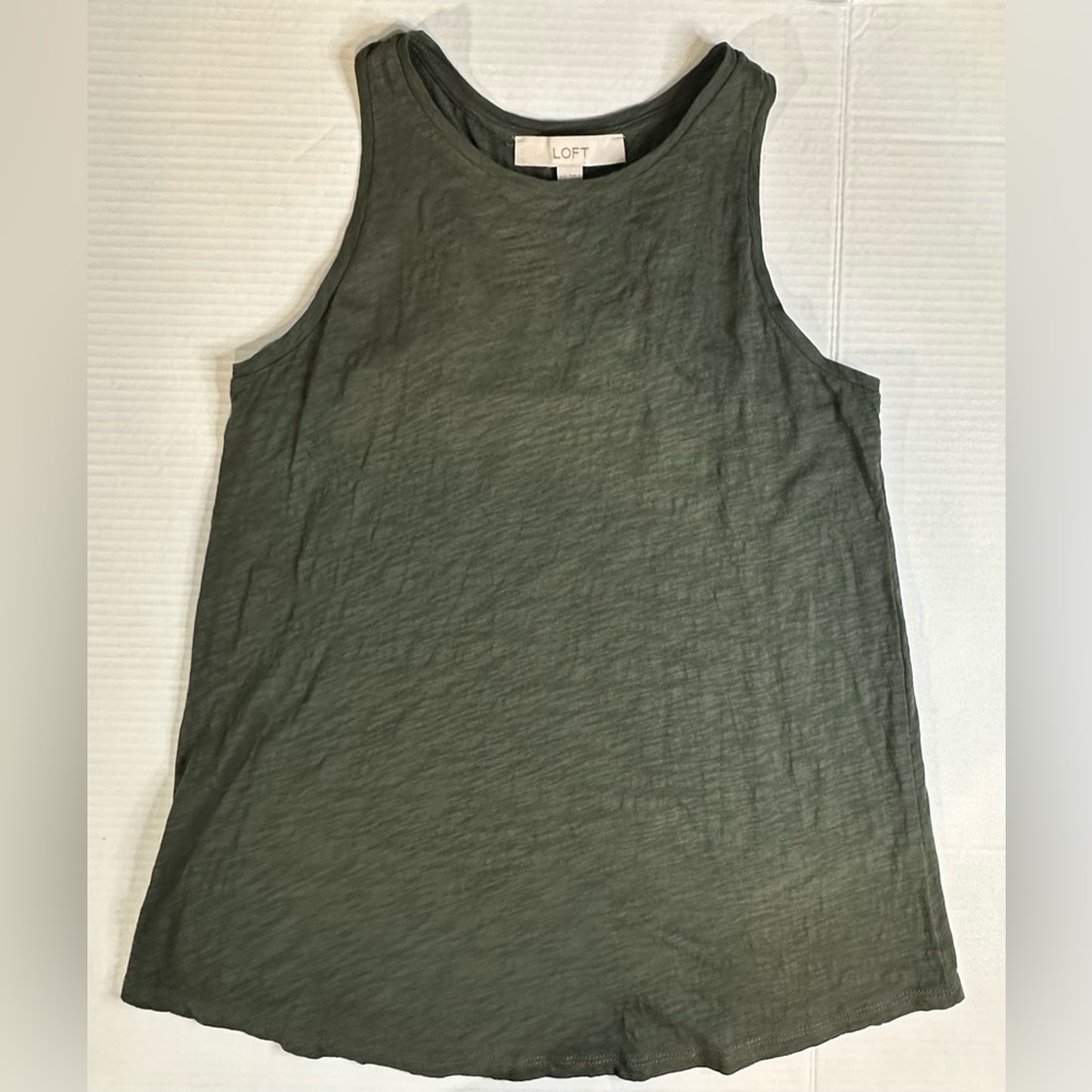 LOFT Women’s Army Green Sleeveless Tank Top Size‎ XXS Pre- Owned